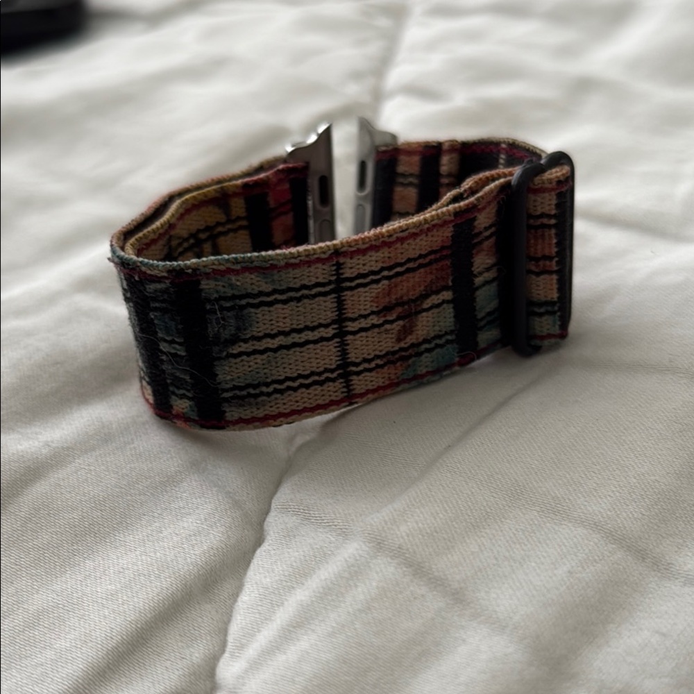 Multicolor Patterned (Apple)Watch Band - Picture 8 of 8